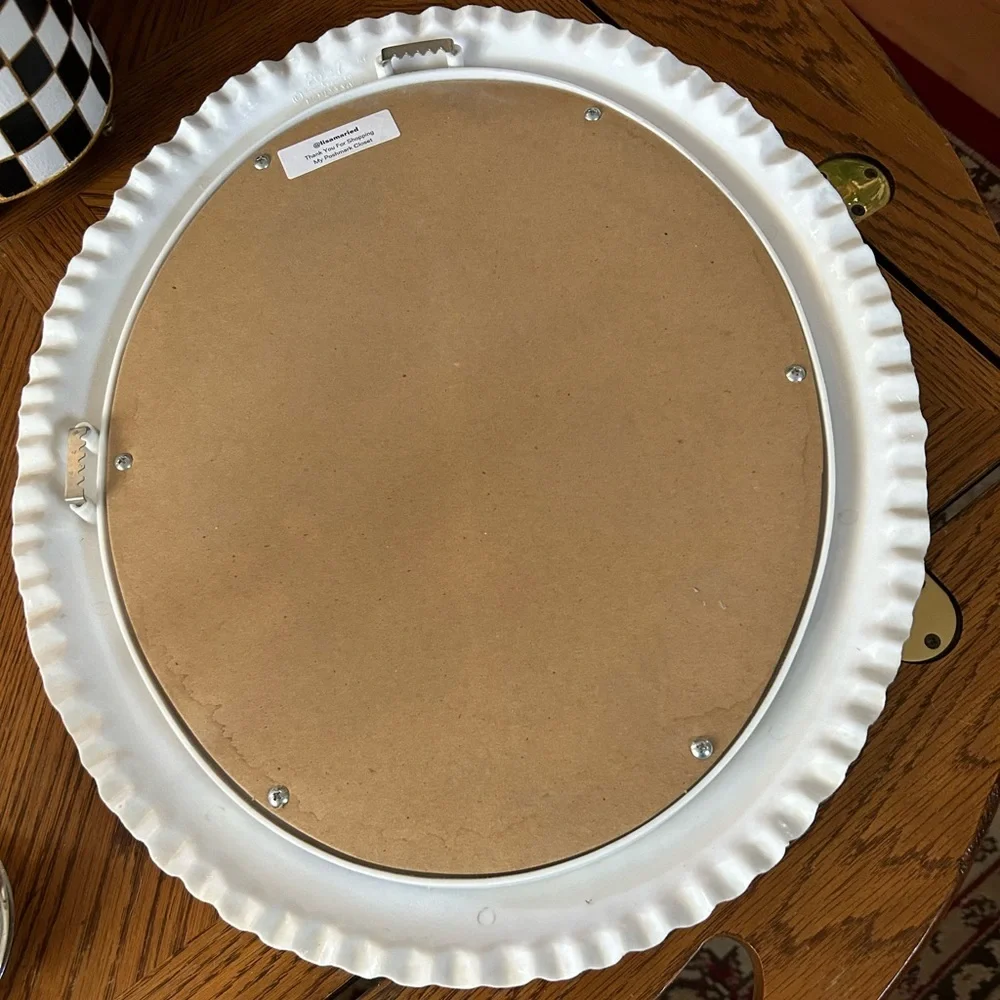 Vintage oval white